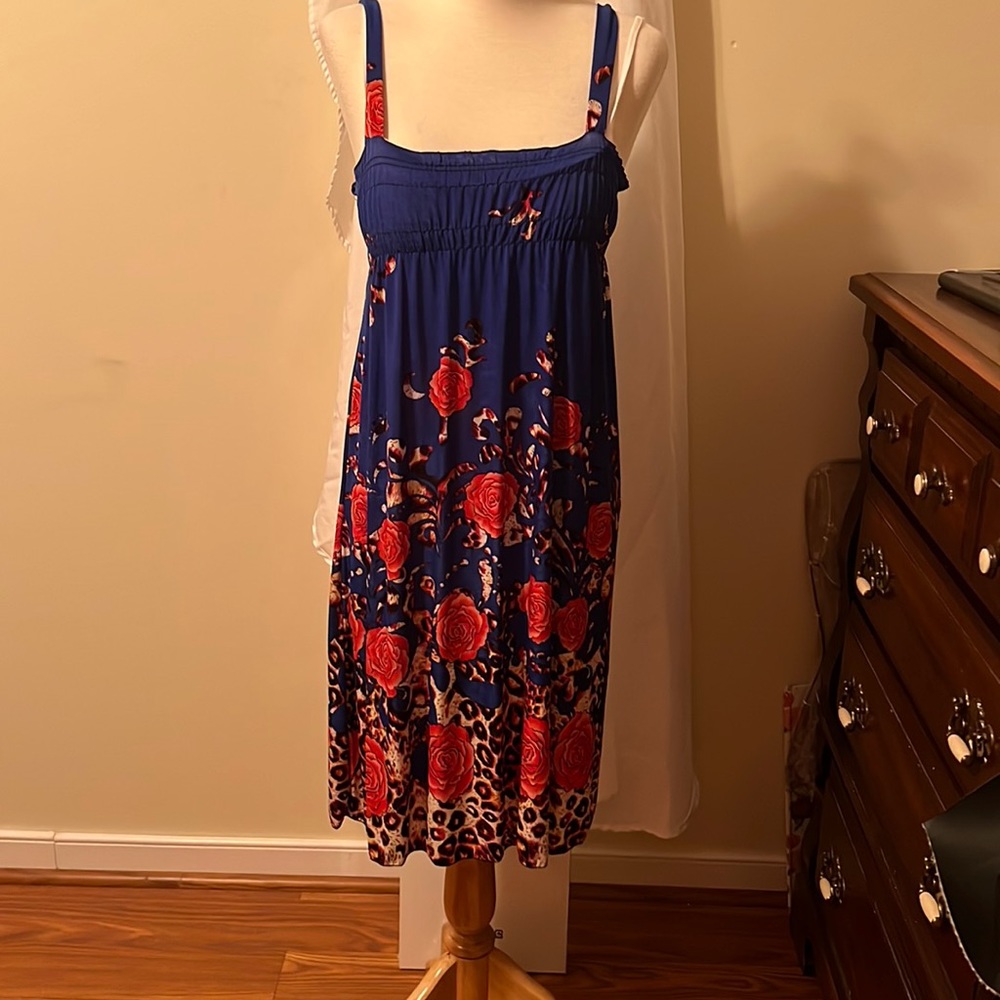 Blue floral sun dress (J/T)